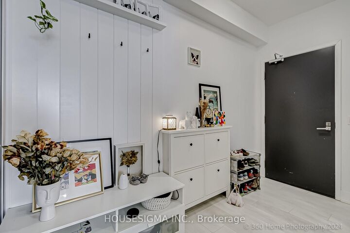 Property Photo:  2916 Highway 7 Road W 3105  ON L4K 0K6 