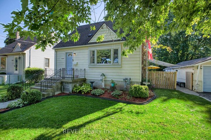 Property Photo: 5608 Glamis Crescent ON L2G 1G3