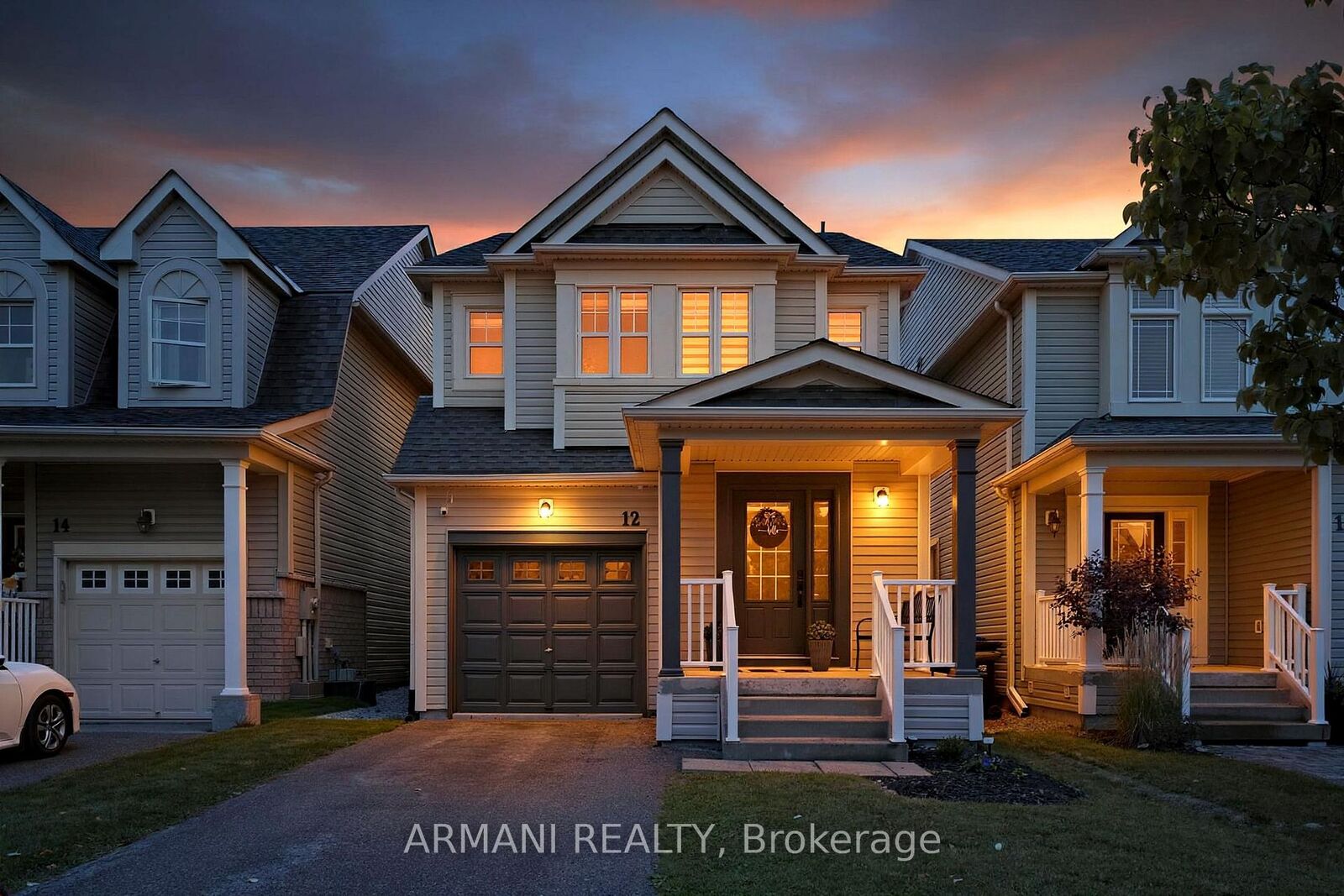 Property Photo:  12 Gwillimbury Drive  ON L3Z 0B3 