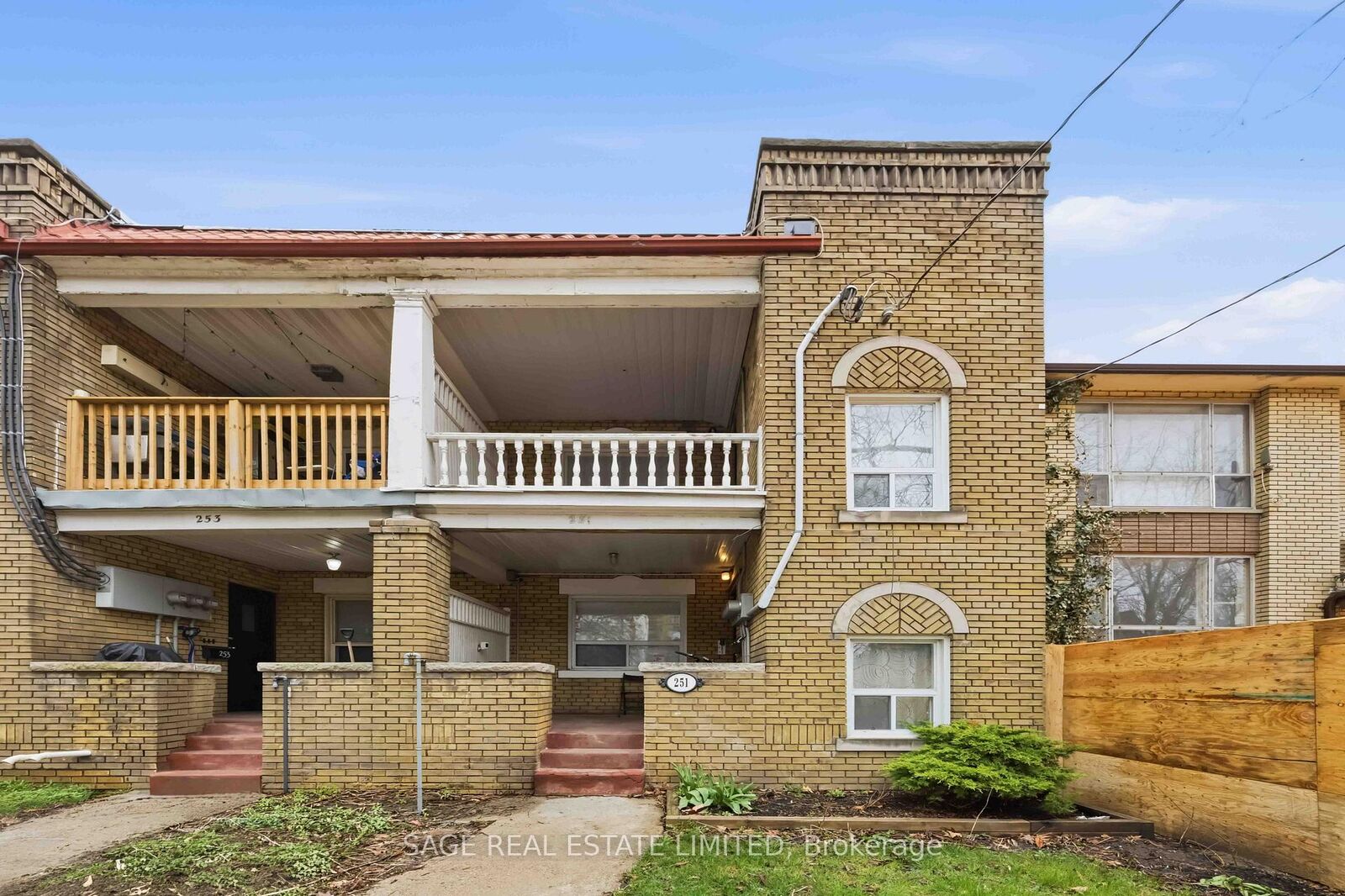 Property Photo:  251 High Park Avenue Main Floor  ON M6P 2S5 