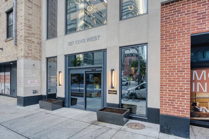 Property Photo: 327 King Street W 4003 ON M5V 0W7