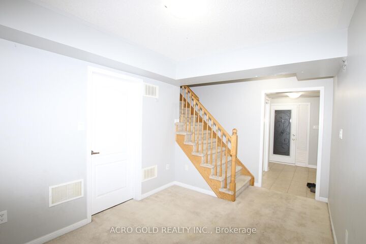 Property Photo:  32 Mercedes Road  ON L7A 0Z2 