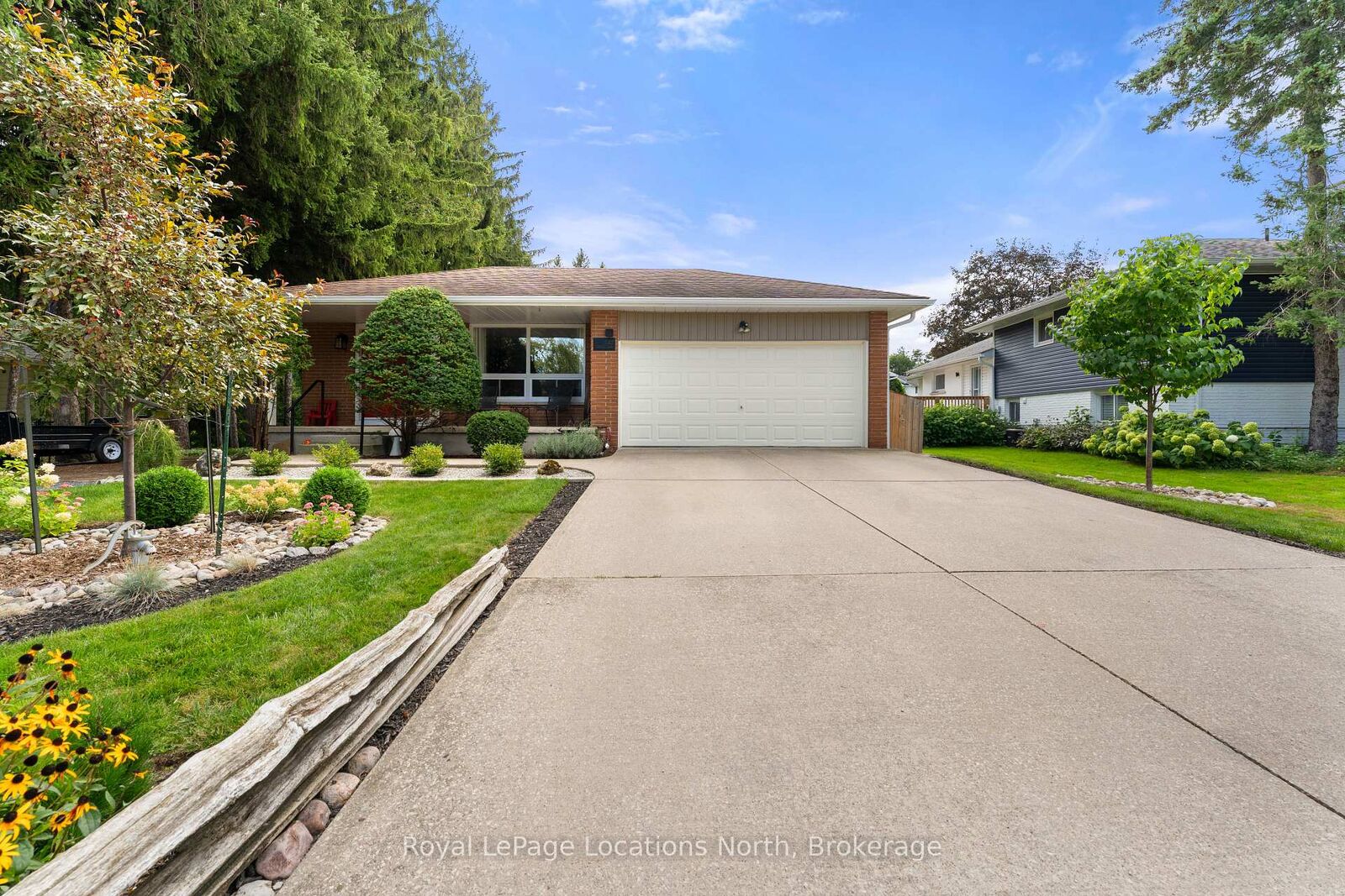 Property Photo: 142 Campbell Street ON L9Y 2K8