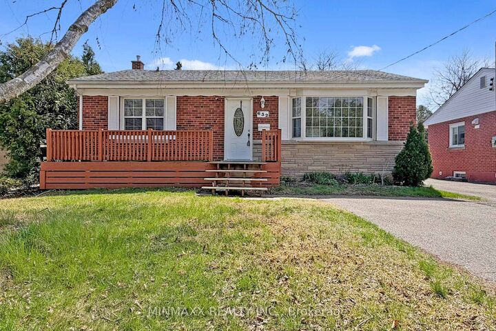 Property Photo:  632 Inverness Avenue  ON L7T 3S8 