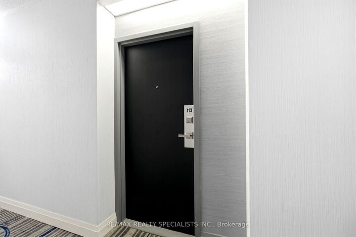 Property Photo:  55 Bamburgh Circle 113  ON M1W 3V4 