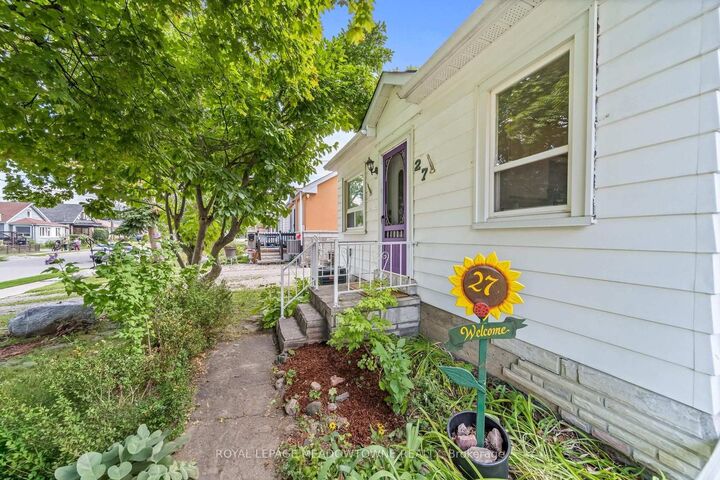 Property Photo:  27 Royce Avenue  ON L6Y 1J6 