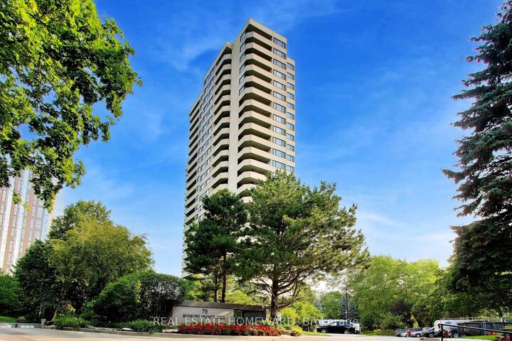 Property Photo:  75 Wynford Heights Crescent 1506  ON M3C 3H9 