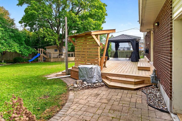 Property Photo: 241 Olympus Avenue ON K7M 5S3
