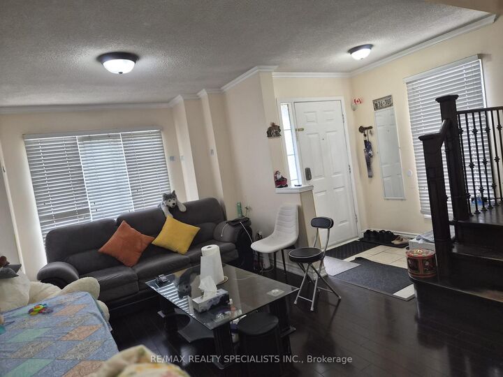 Property Photo:  22 Streamside Lane  ON L6R 2A9 