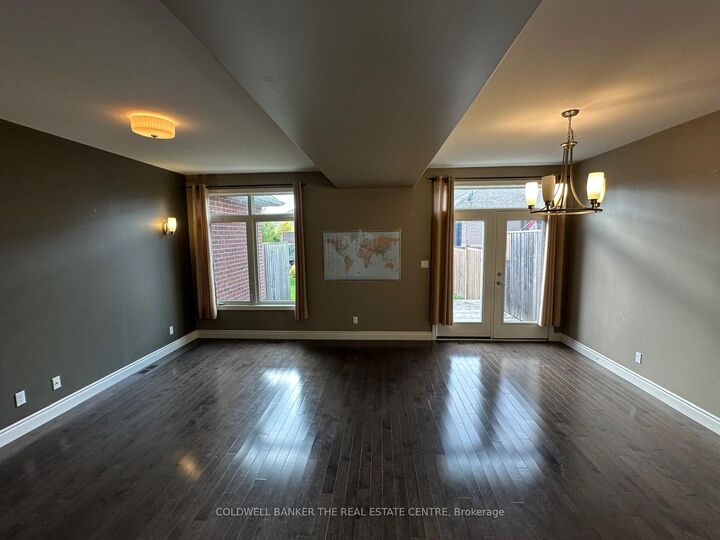 Property Photo: 48 Hanover Court ON K8N 0B1