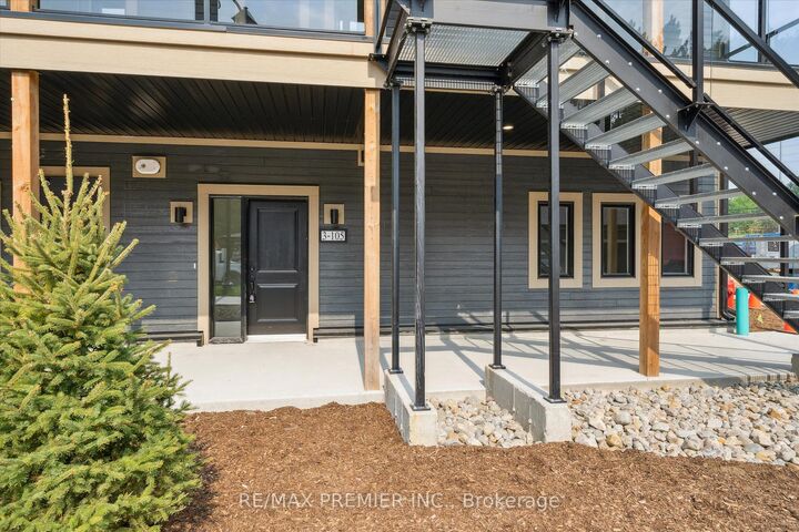 Property Photo:  253 Crescent Bay Lane 3-105  ON P1H 1C2 