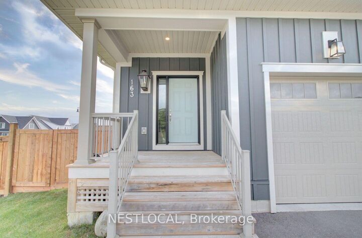 Property Photo:  163 Courtland Street  ON L9Y 5L7 
