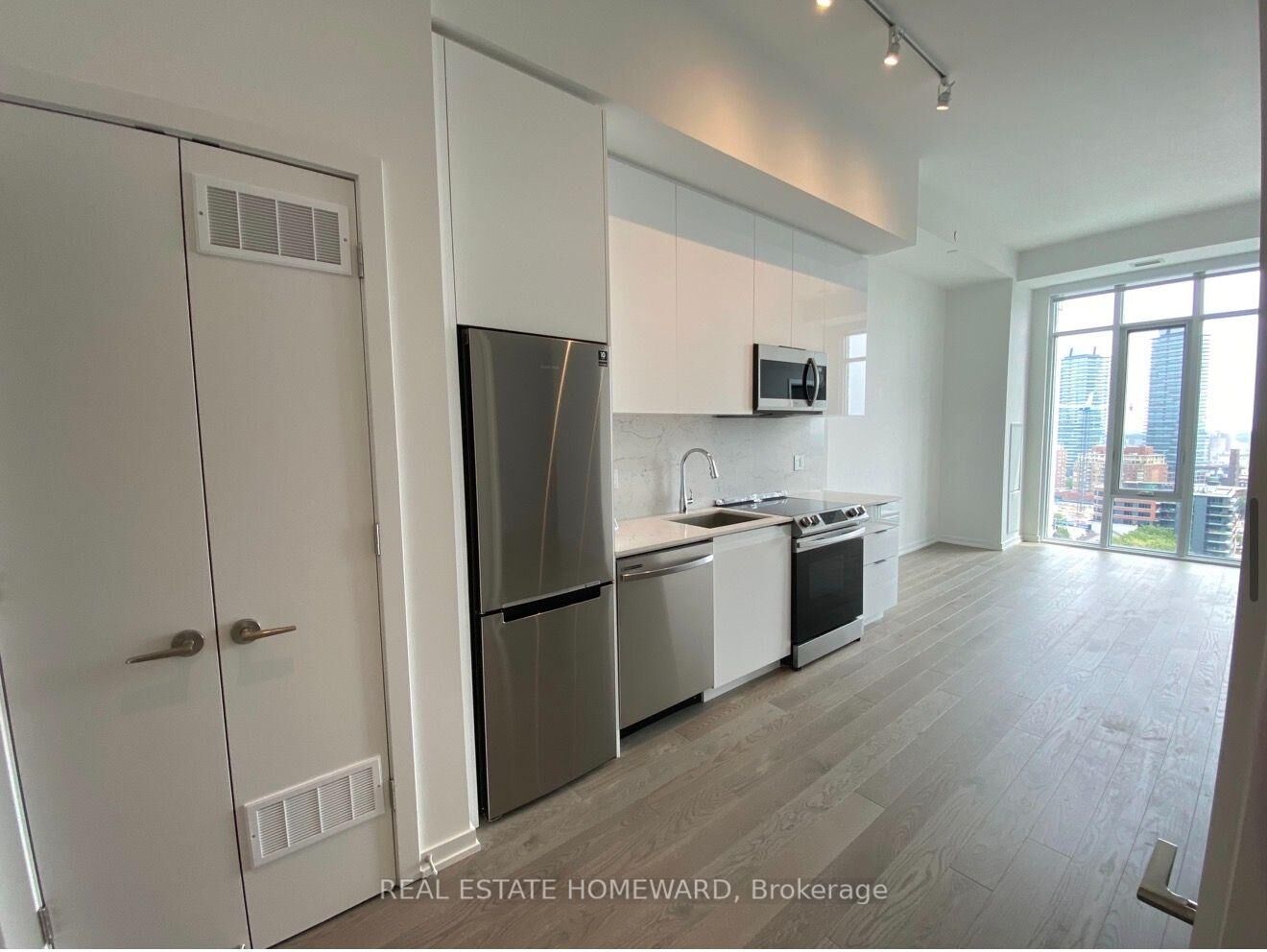 Property Photo:  50 Power Street 1511  ON M5A 0V3 