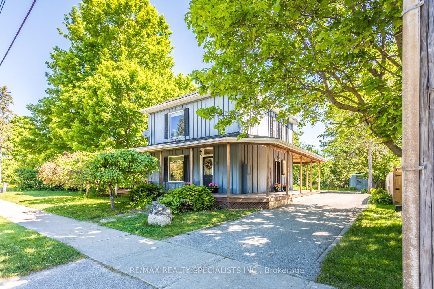Property Photo:  241 Main Street  ON N0B 1T0 