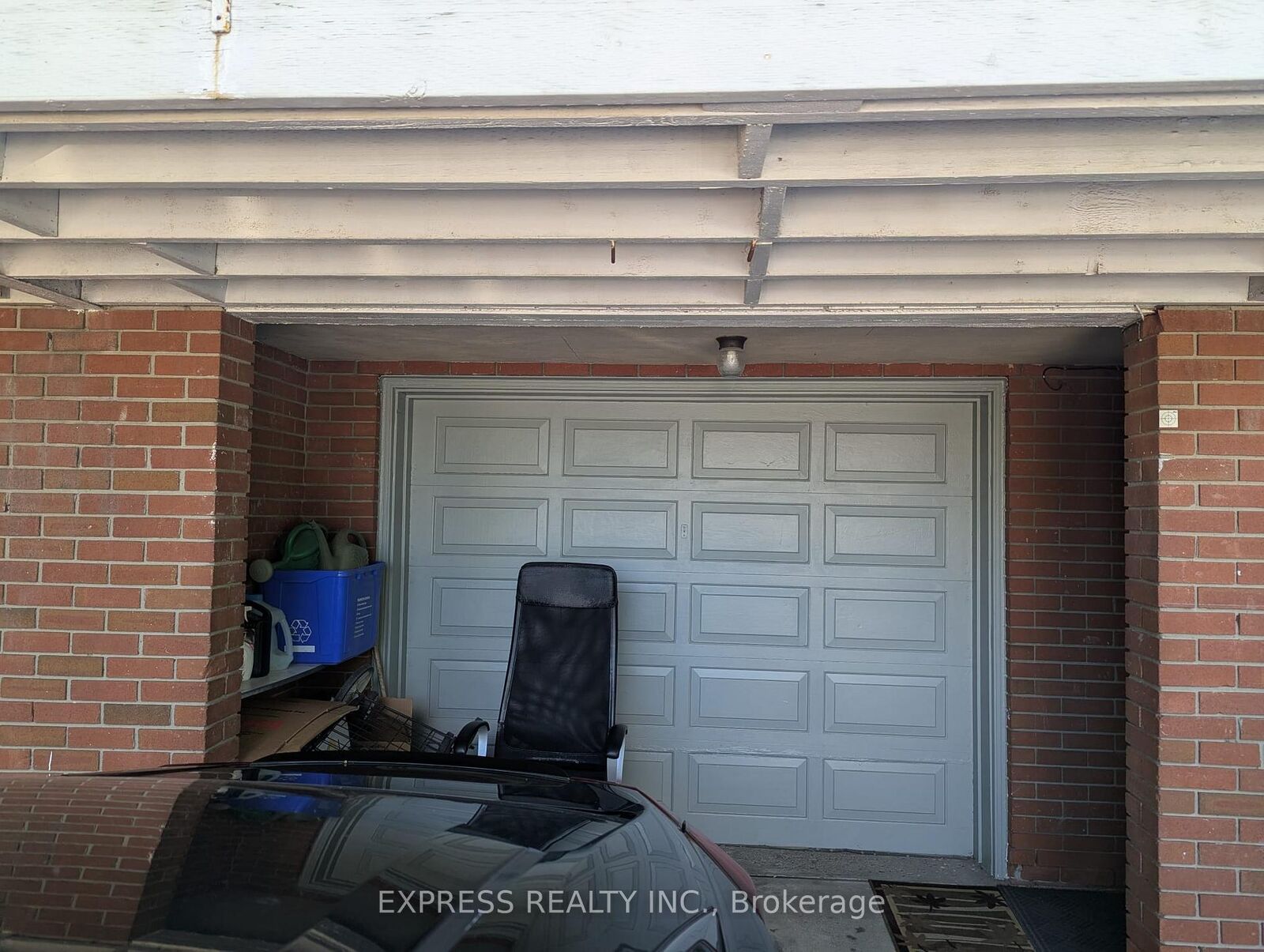Property Photo:  105 Faye Drive Bsmt  ON M2J 3S7 