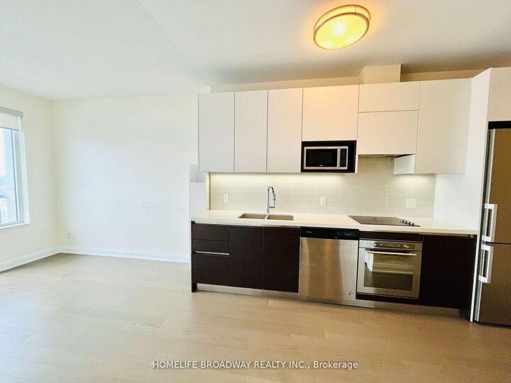 Property Photo:  15 Water Walk Drive 1701  ON L6G 0G2 