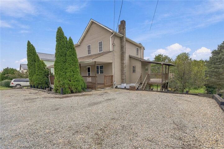Property Photo: 739 White St PA 15681