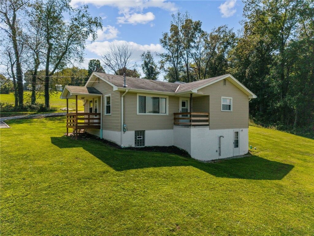 Property Photo:  2379 Route 982  PA 15666 