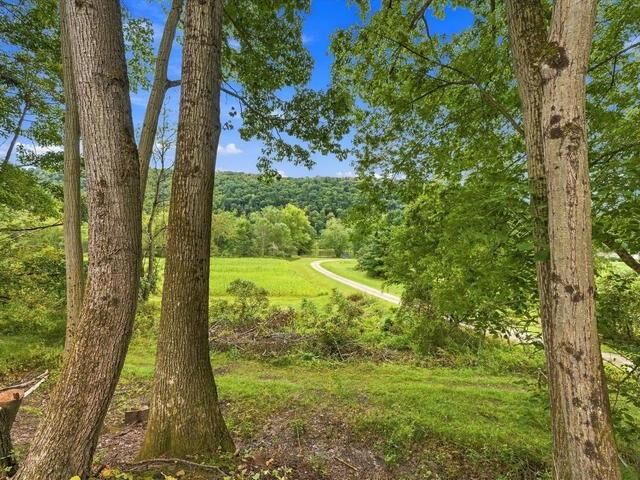 Property Photo:  33 Deerfield Lane  PA 16351 