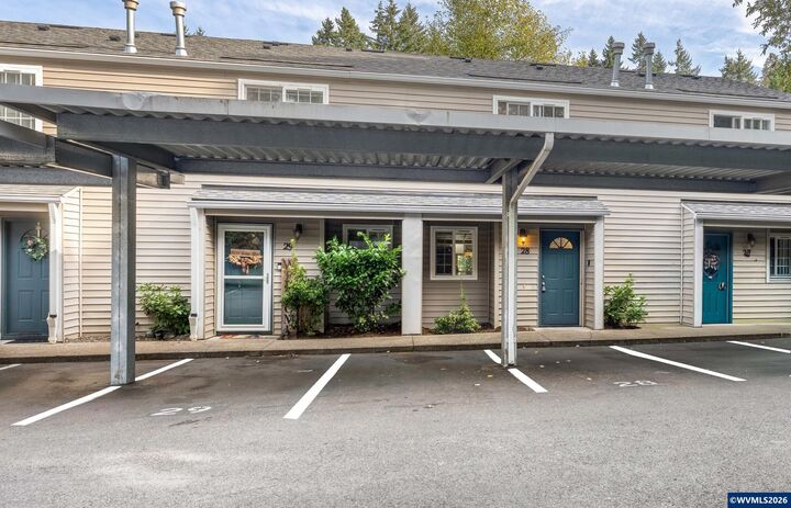 Property Photo:  4001 12th Cutoff #28 St SE  OR 97302 