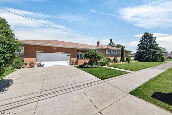 Property Photo: 3150 Jeanne Drive OH 44134