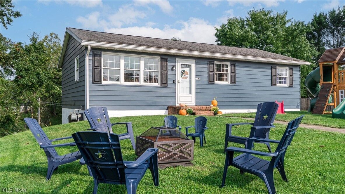 Property Photo: 5541 Ridgewood Drive OH 43725