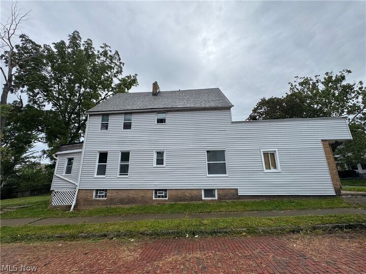 Property Photo:  4104 Woburn Avenue  OH 44109 