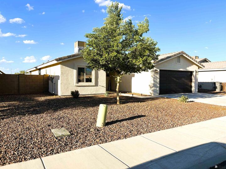 Property Photo:  11674 E 33 Ln  AZ 85367 