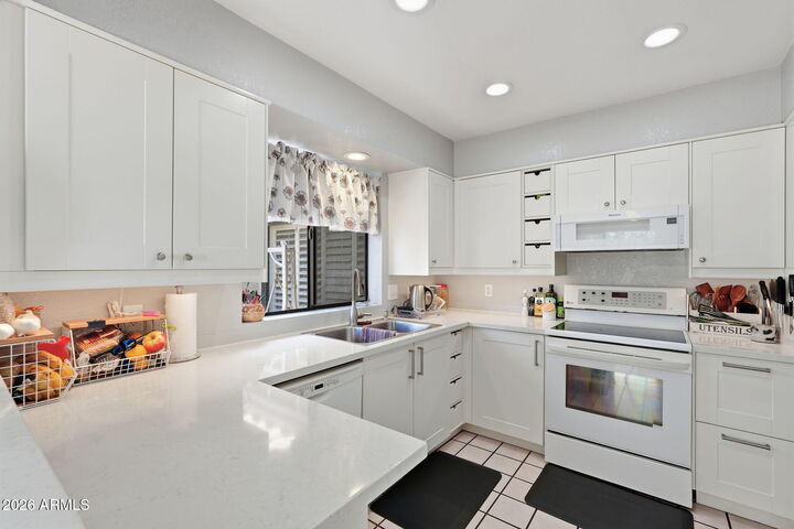 Property Photo: 7301 S Bonarden Lane AZ 85283