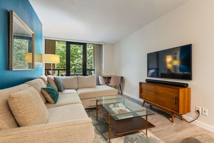 Property Photo:  977 Mainland Street 306  BC V6B 1T2 