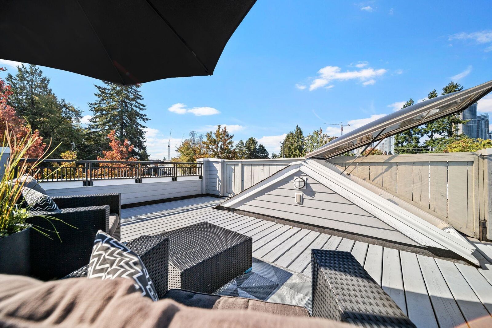 Property Photo:  6528 Denbigh Avenue 44  BC V5H 3R8 