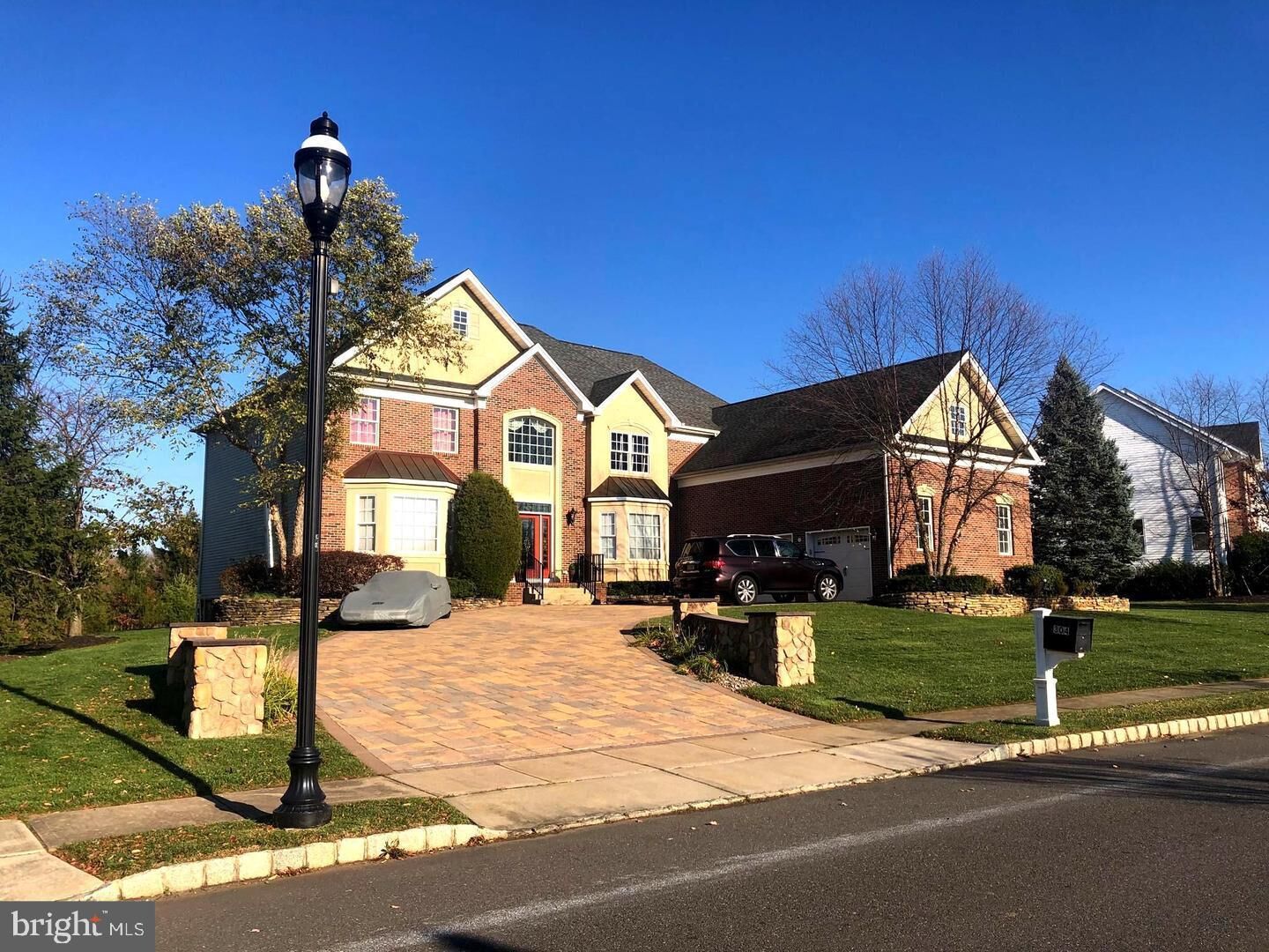 Property Photo:  304 Crescent Drive  NJ 08505 
