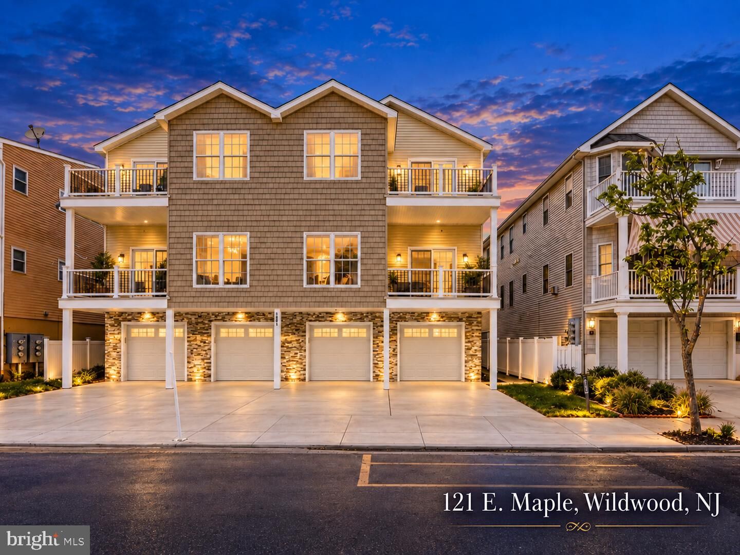 Property Photo:  121 E Maple Avenue 1  NJ 08260 
