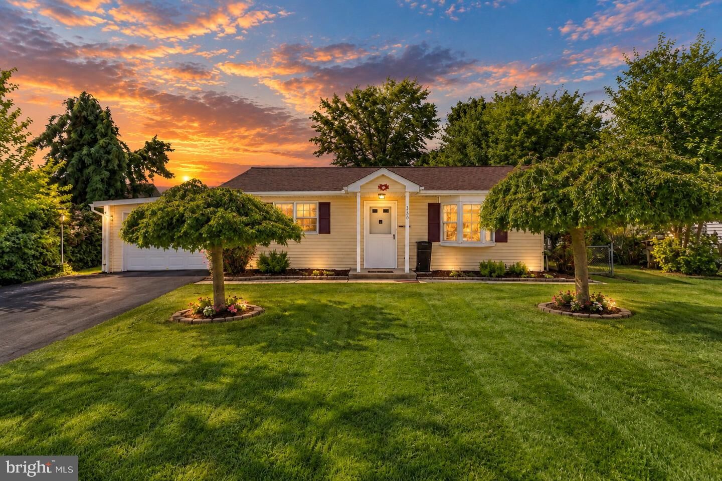 Property Photo: 350 Maple Street PA 18052