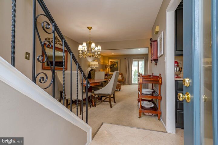Property Photo:  20 Kelly Court  NJ 08690 