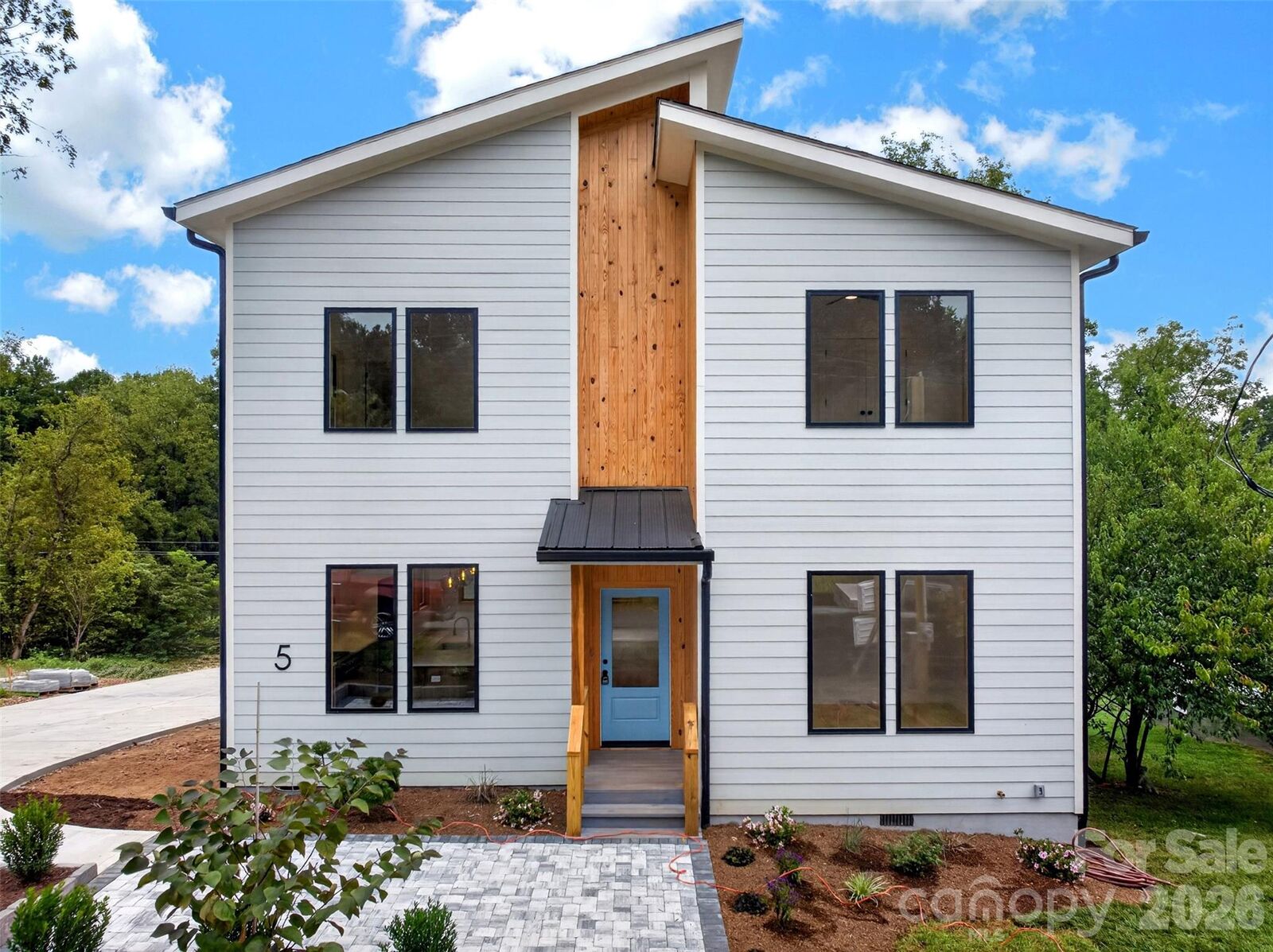 Property Photo: 5 Bellagio Place NC 28803