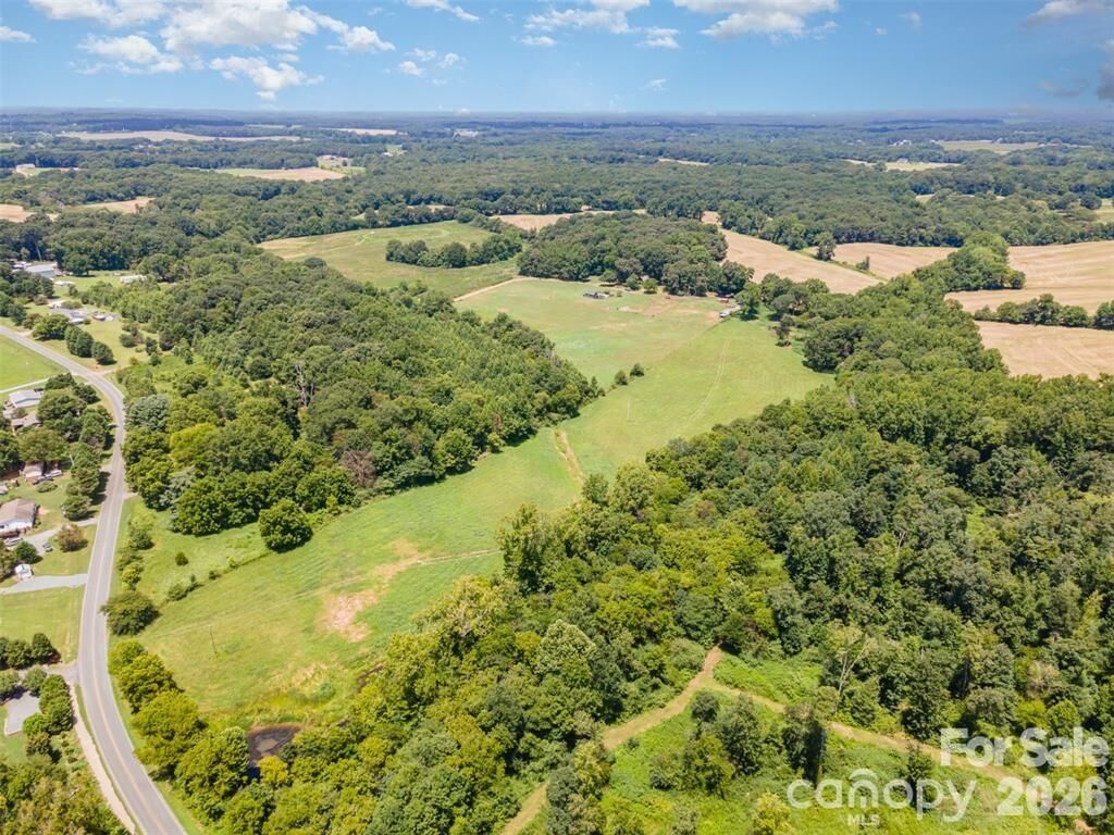 Property Photo: 3627 Edwards Road NC 28174