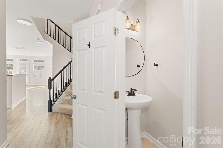 Property Photo: 6300 Kloss Lane NC 28079