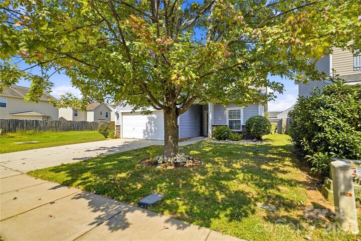 Property Photo:  4918 Manchineel Lane  NC 28110 