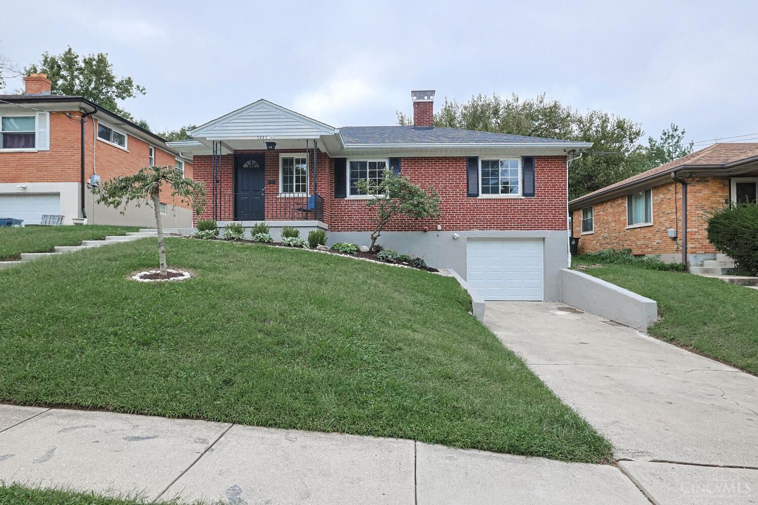 Property Photo:  5435 Bonita Drive  OH 45238 