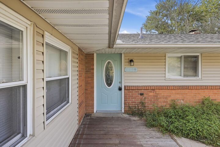 Property Photo:  1739 Pickering Drive  OH 43068 