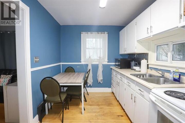 Property Photo: 240 Huron St ON P6A 1R5