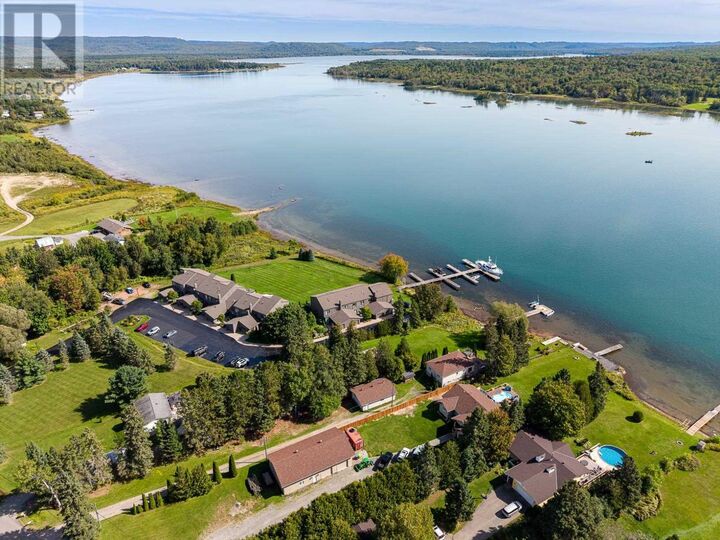 Property Photo: 515 River Rd ON P6A 5K9