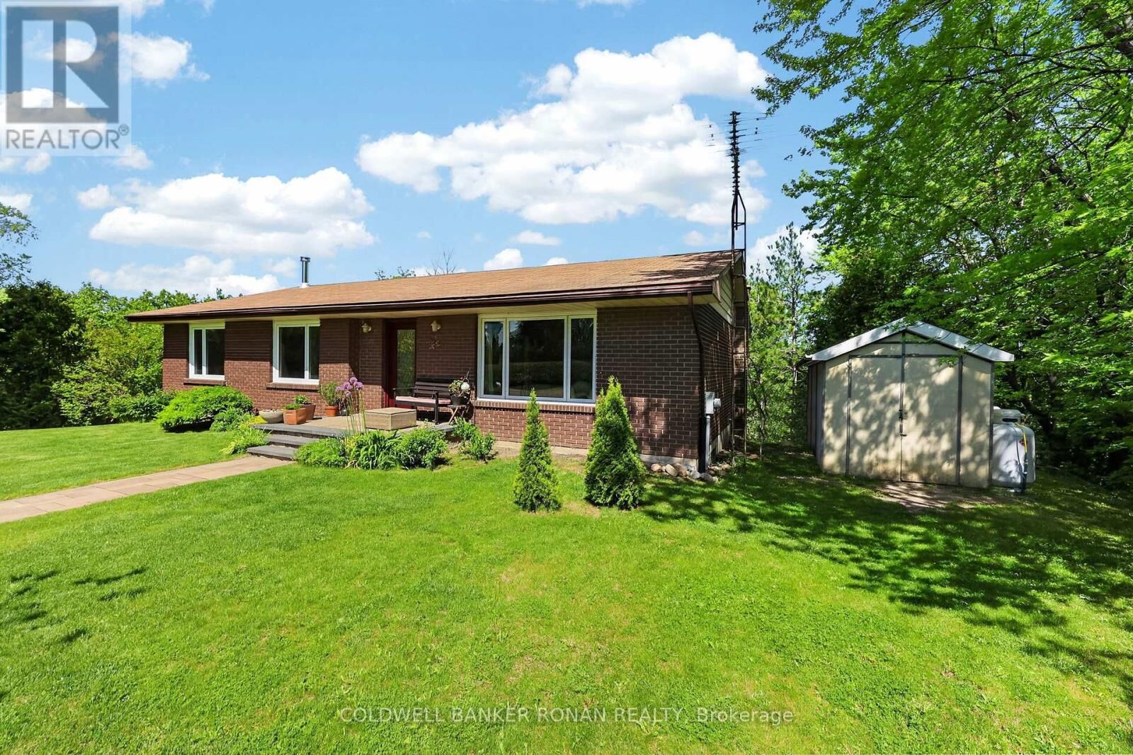 Property Photo: 6976 2nd Line ON L0G 1W0