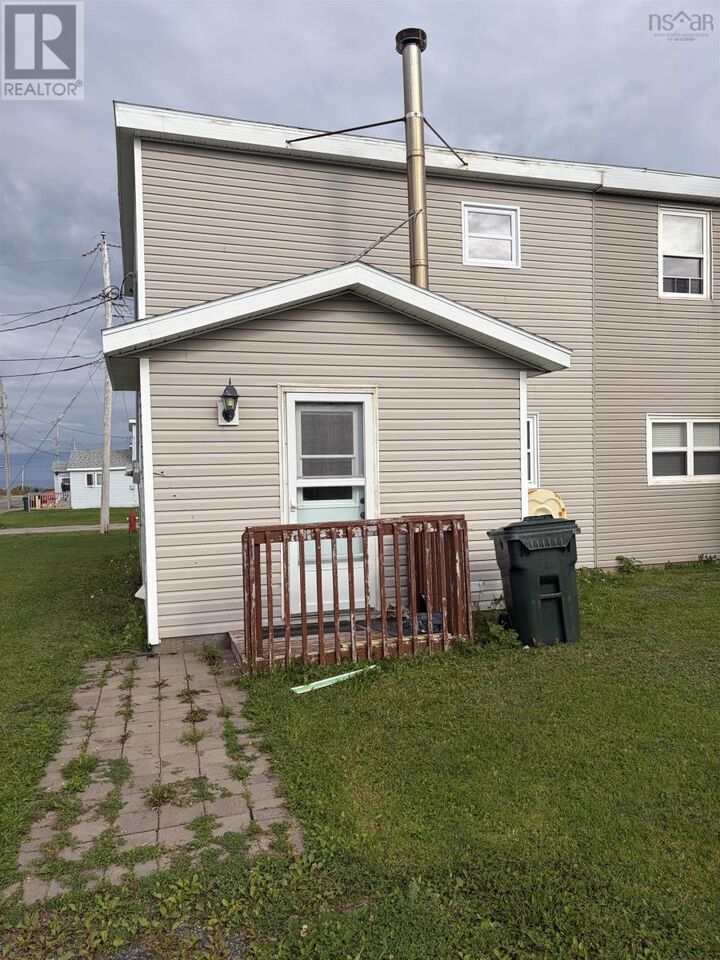 Property Photo:  106 Fifth Street  NS B1A 4H7 