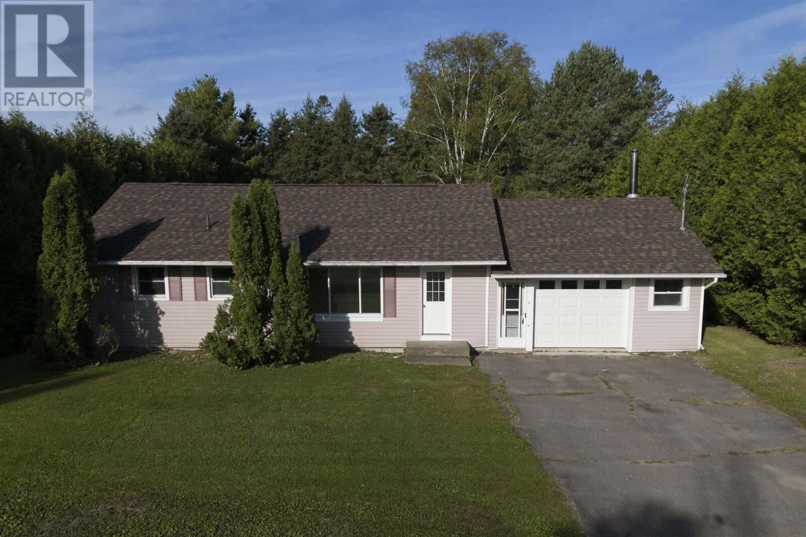 Property Photo: 17 Prout St ON P0R 1C0