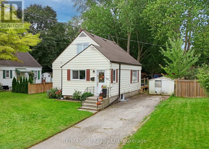 Property Photo: 357 Knightsbridge Road ON N4S 7C8