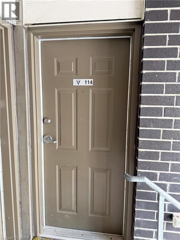 Property Photo:  338 Albert Street 114  ON N2L 3T8 