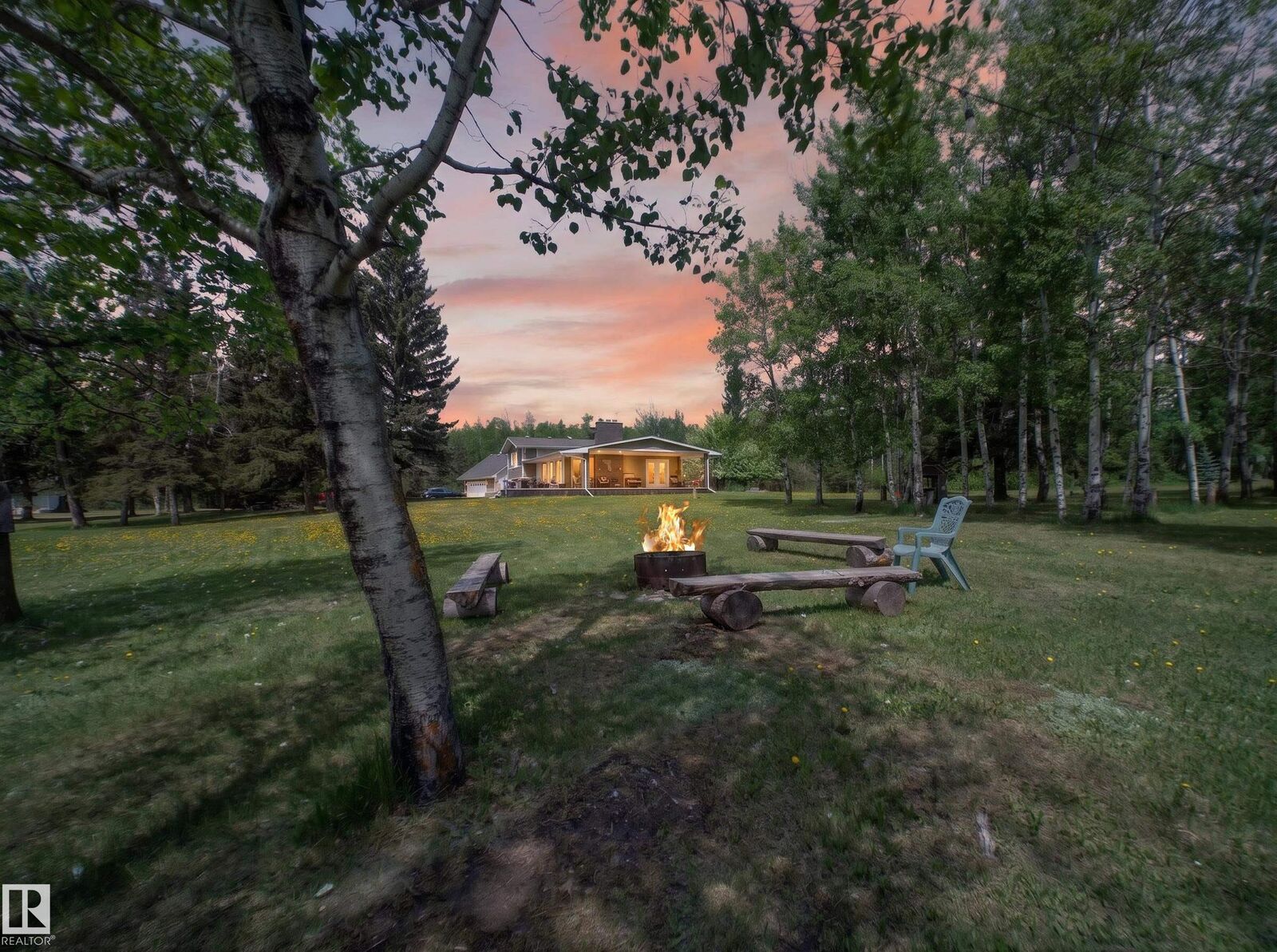 Property Photo:  22048 Twp Road 522  AB T8E 1G2 