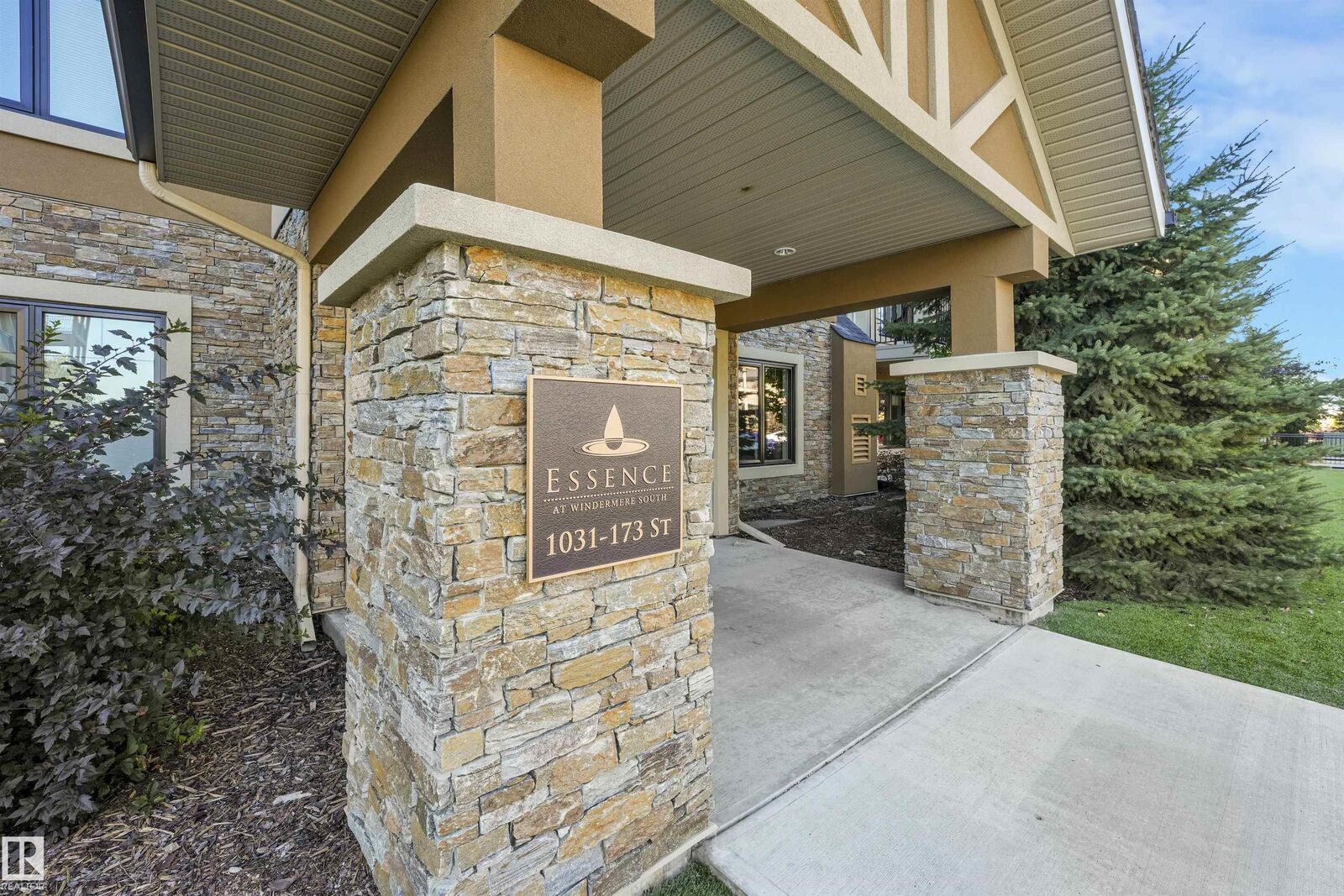 Property Photo:  1031 173 Street SW 318  AB T6W 3E4 